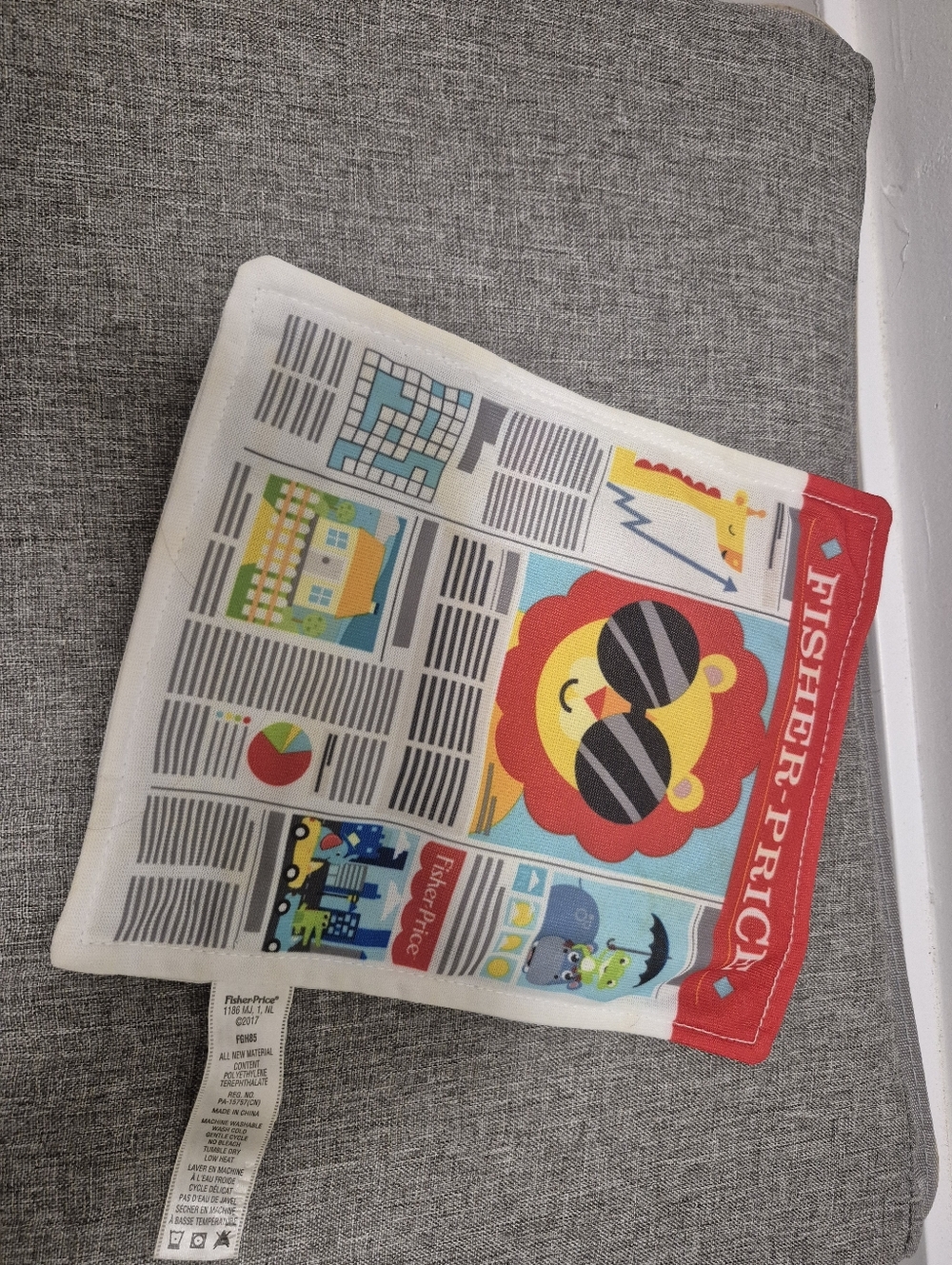 *5 Items for $25 Baby Items* Fisher Price Crinkle Newpaper
